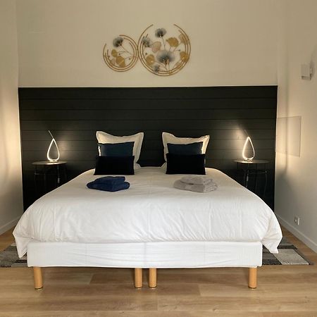 La Chaumeauniere Bed & Breakfast Aigrefeuille-d'Aunis ภายนอก รูปภาพ