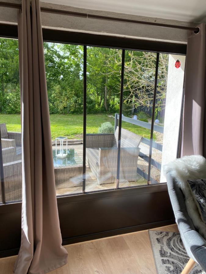 La Chaumeauniere Bed & Breakfast Aigrefeuille-d'Aunis ภายนอก รูปภาพ