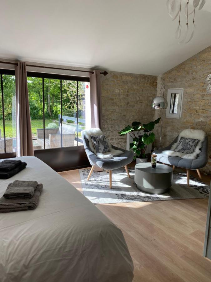 La Chaumeauniere Bed & Breakfast Aigrefeuille-d'Aunis ภายนอก รูปภาพ