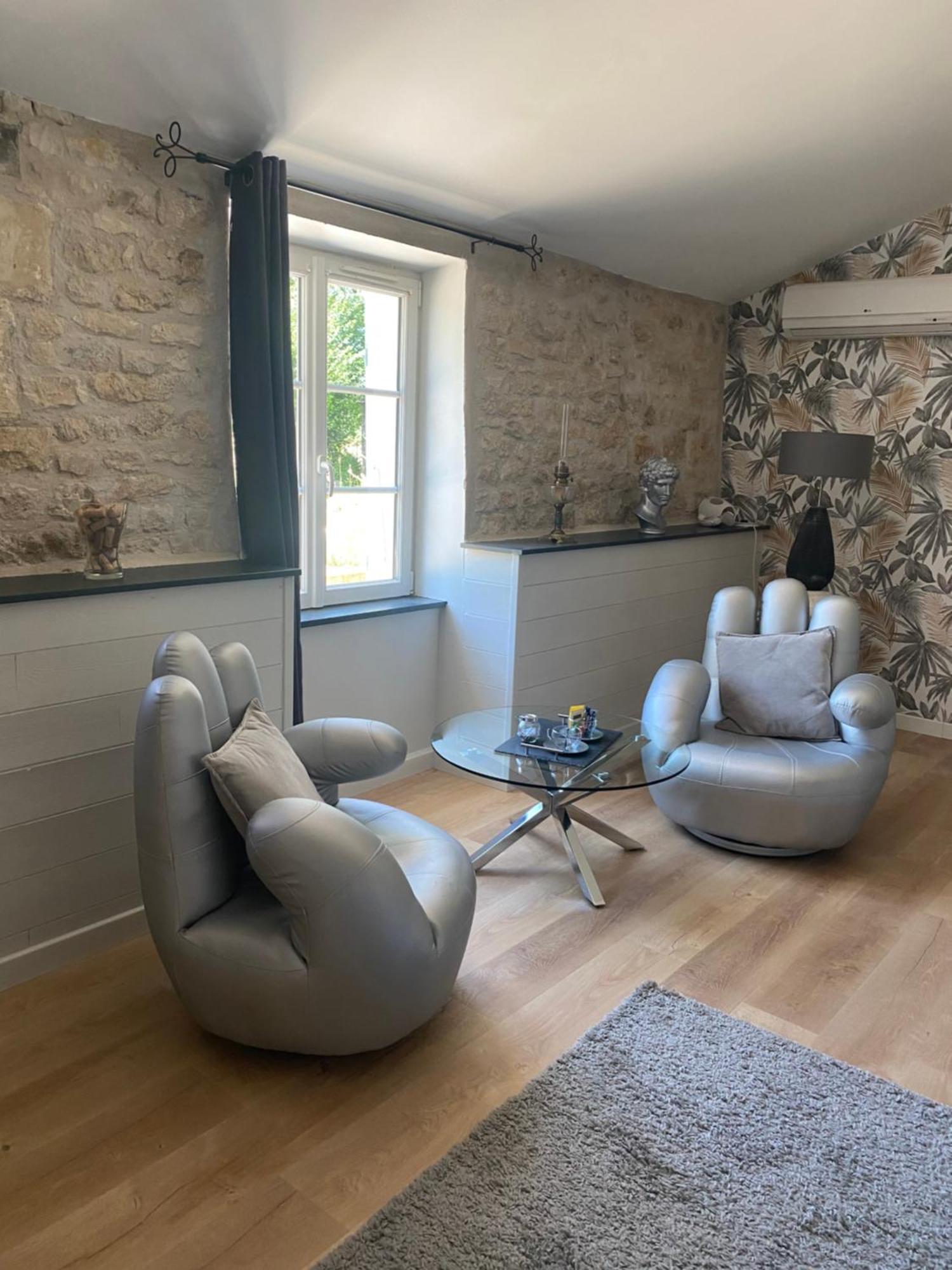 La Chaumeauniere Bed & Breakfast Aigrefeuille-d'Aunis ภายนอก รูปภาพ