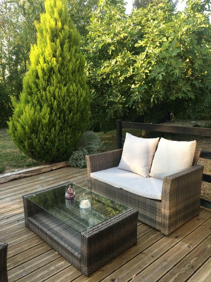La Chaumeauniere Bed & Breakfast Aigrefeuille-d'Aunis ภายนอก รูปภาพ